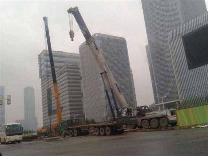 南川区吊车随车吊出租电话多少
