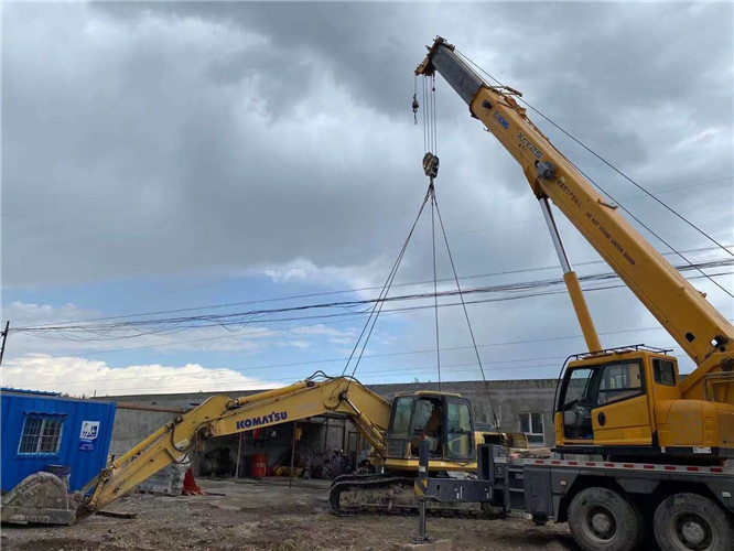 南川区25吨吊车的工作半径是多少？